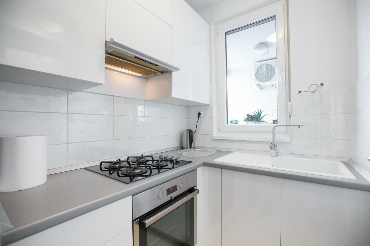 Cozy & Modern Studio With Balcony Zagreb Eksteriør billede